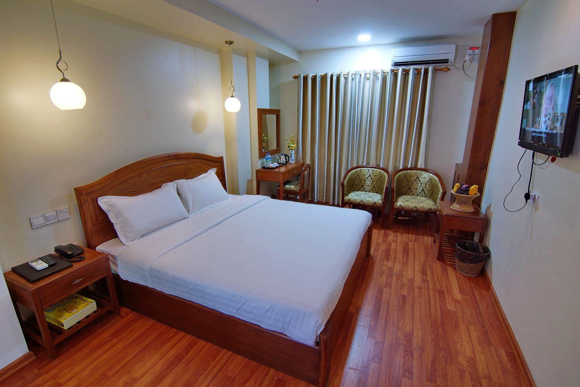 מנדלאי Royal Pearl Hotel מראה חיצוני תמונה