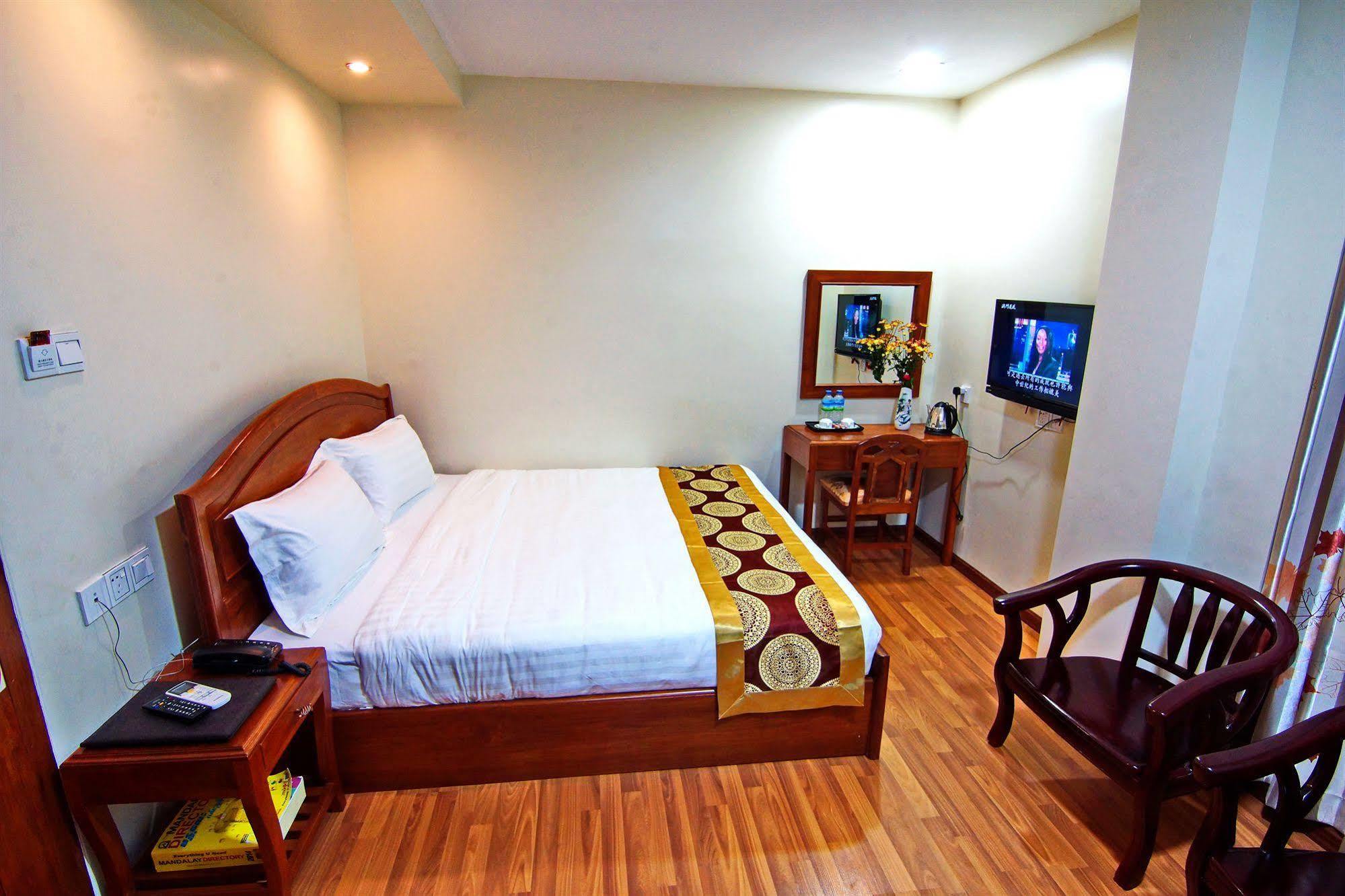 מנדלאי Royal Pearl Hotel מראה חיצוני תמונה